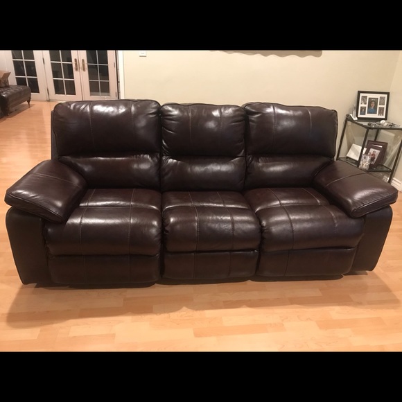 Reclining couches (2) - Picture 2 of 8